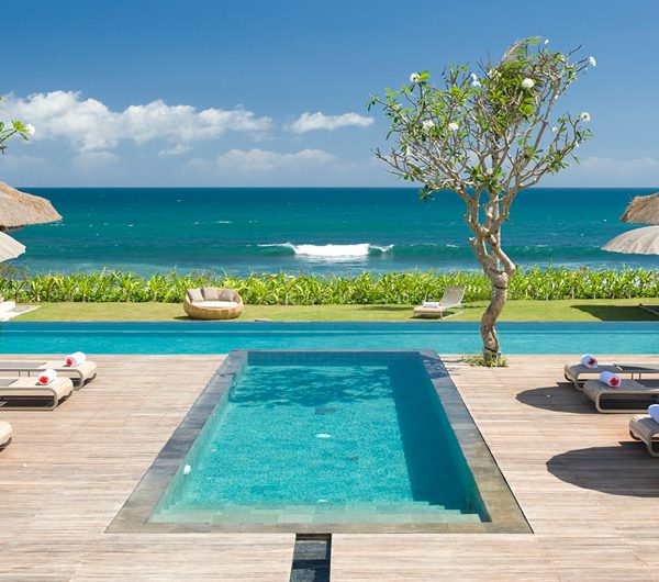 Beachfront Luxury with Canngu’s Villa Melissa
