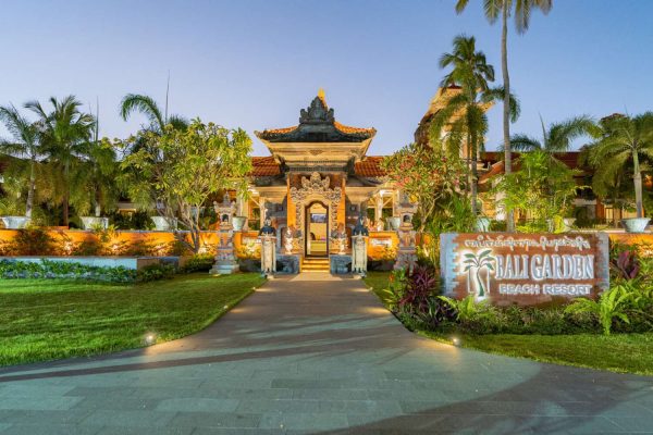 5 Nights Deal for Bali Garden Beach Resort with Flights, lunch, cocktail, massage & much more